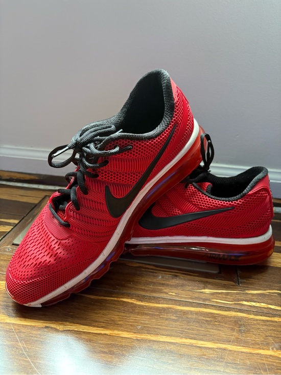 Nike Other - Nike Air Max 2017 Team Red sneakers with black accents